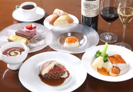 フランス料理店 「唐草館」