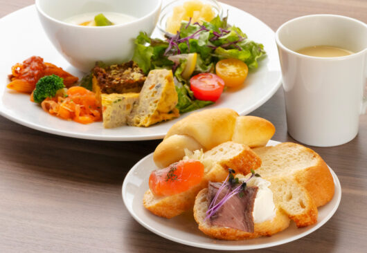 お部屋に届く「洋食バスケット」